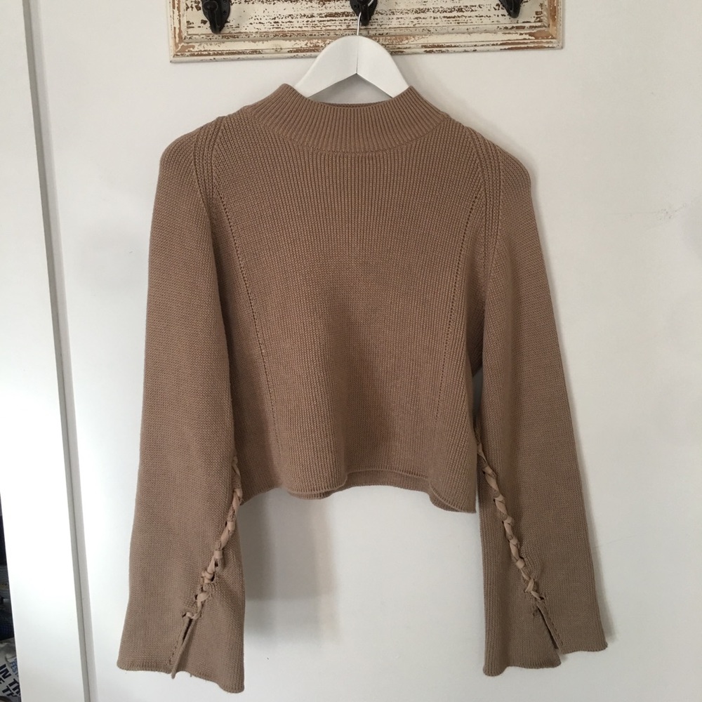 Bell sleeve sweater (mock neck)